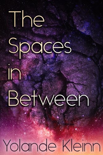 descargar libro The Spaces in Between